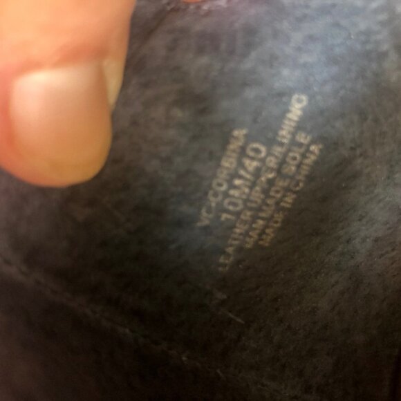 Vince Camuto Navy Corbina Size 10M Laser Cut Block Heel Ankle Boot - Picture 11 of 13